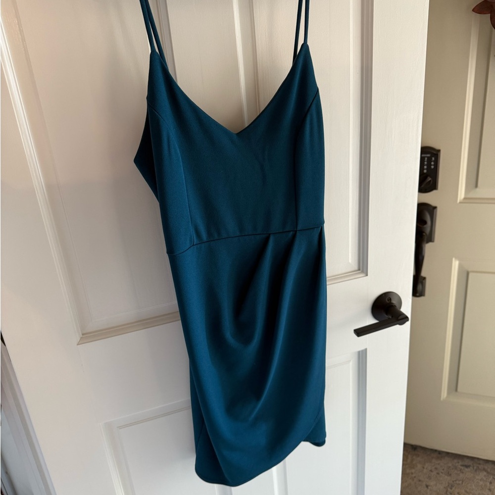 Lulu’s Midi Wedding Guest Dress